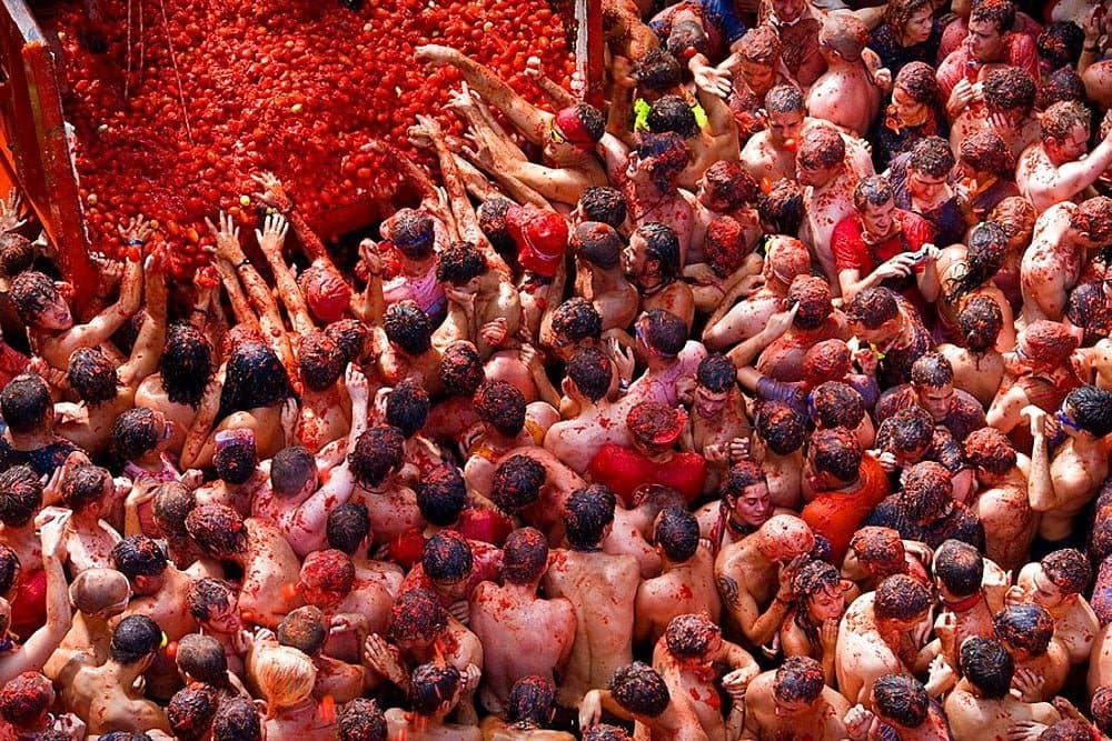La-tomatina-festival-in-Bunol-Spain